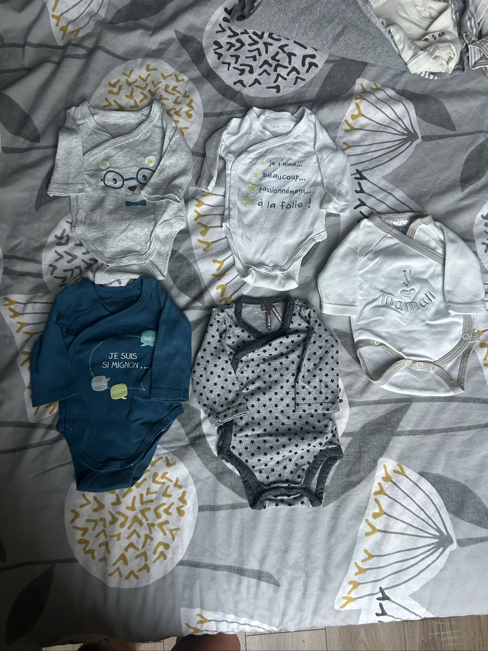 Lot de 5 bodies 